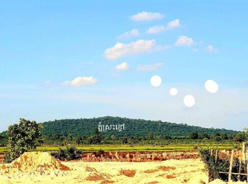 ដំណើរទៅកាន់ភ្នំស្រះខ្ចៅ