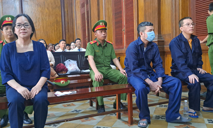 វៀតណាម​កាត់​ទោស​អ្នក​ជំនួញ​ម្នាក់​ ឱ្យ​ជាប់​គុក​អស់​មួយ​ជីវិត​ ក្នុង​សំណុំ​រឿង​ឆបោក​ប្រាក់ជាង​​​ ១២លានដុល្លារ​