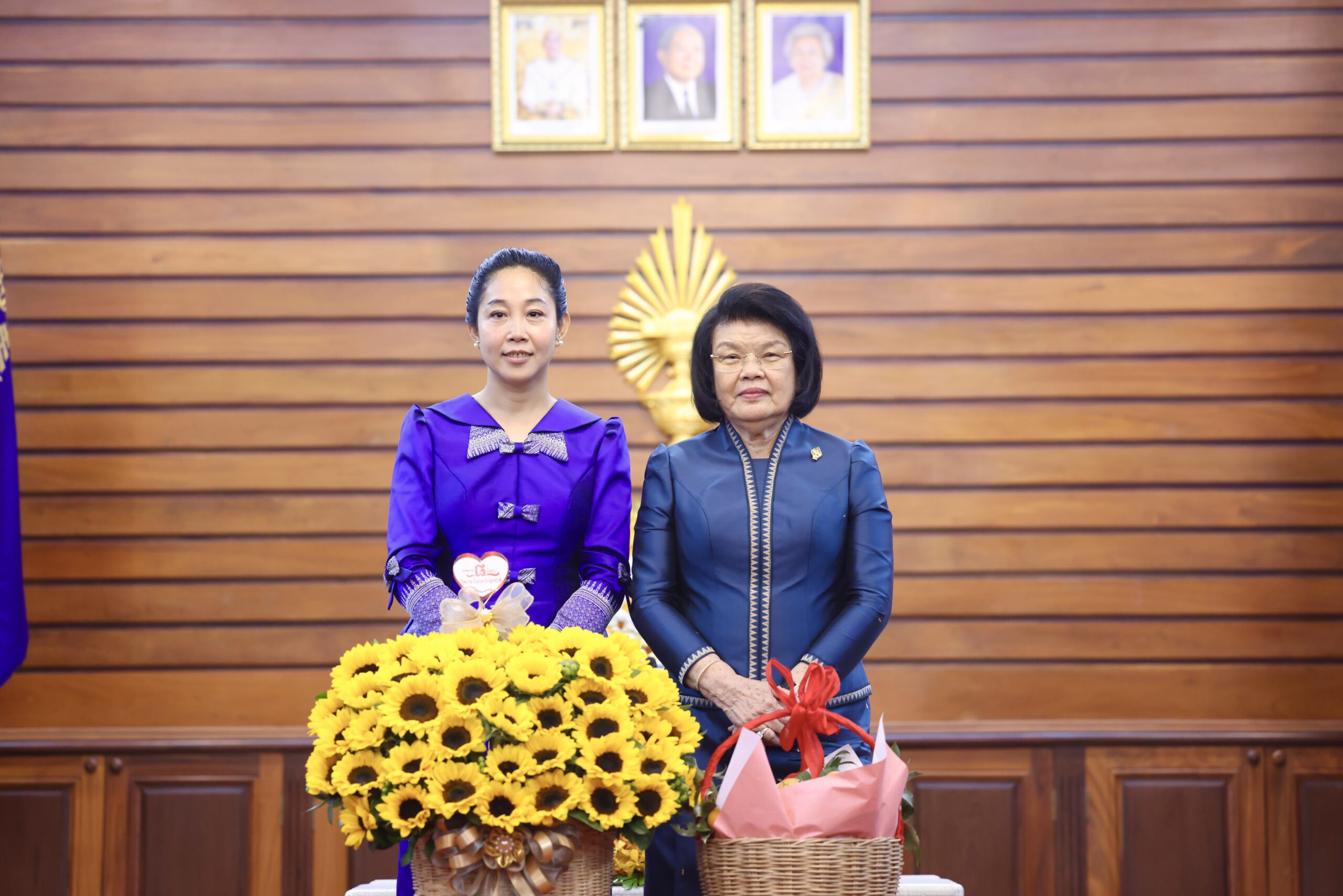 សម្តេចរដ្ឋសភាធិបតី ឃួន សុដារី ៖ នៅកម្ពុជាការលើកកម្ពស់សិទ្ធិនារី ការផ្តល់ភាពអង់អាចជូនដល់ស្រ្តីនិងកុមារី ត្រូវបានអនុវត្តតាំងពីក្រោយថ្ងៃរំដោះ៧មករាឆ្នាំ១៩៧៩មក
