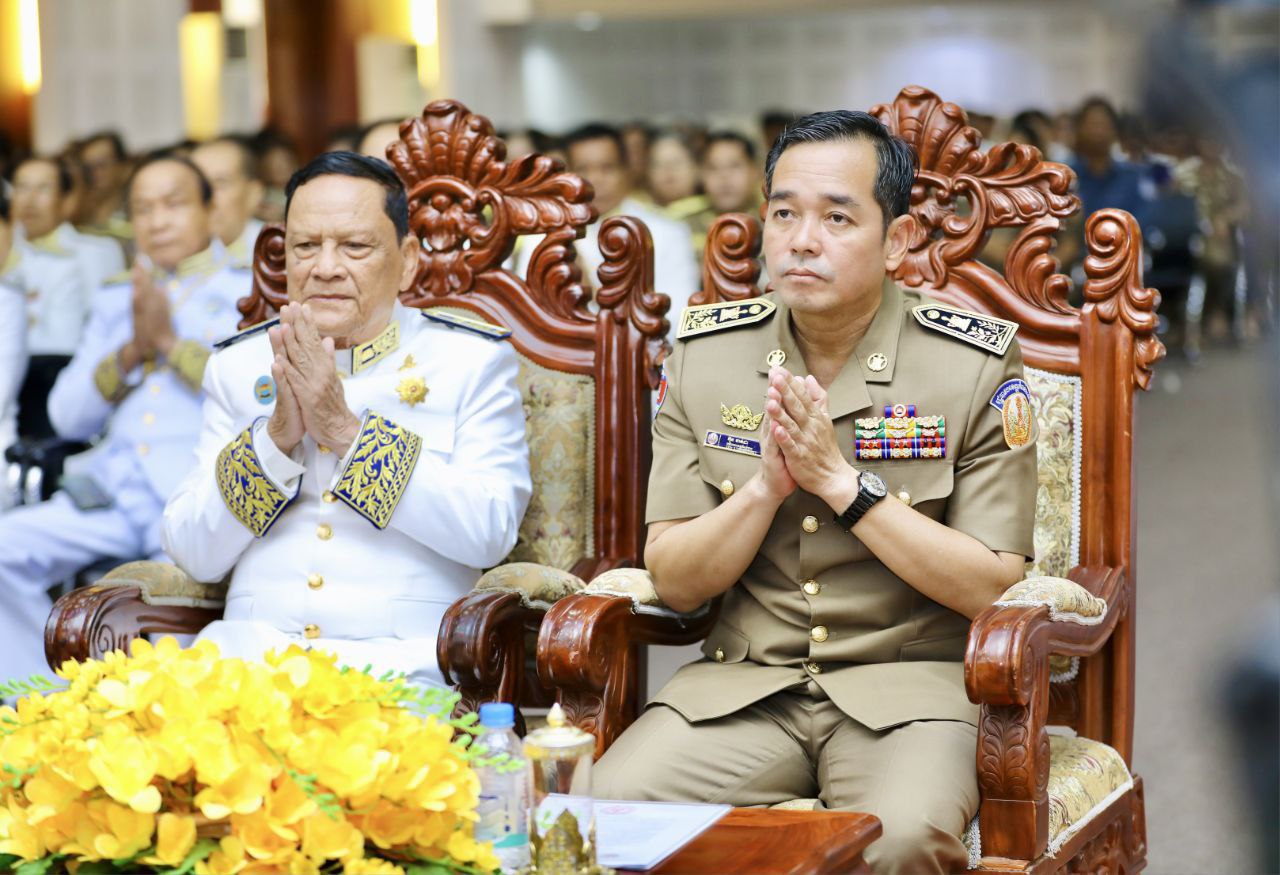 រដ្ឋបាលខេត្តកំពង់ចាម ប្រារព្ធពិធីបុណ្យចម្រើនព្រះជន្ម ព្រះមហាក្សត្រ នៃព្រះរាជាណាចក្រកម្ពុជា