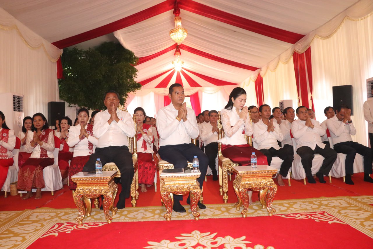 សាខាកាកបាទក្រហមកម្ពុជាខេត្តសៀមរាបអបអរសាទរព្រះរាជពិធីចម្រើនព្រះជន្មវស្សា សម្តេចព្រះមហាក្សត្រី