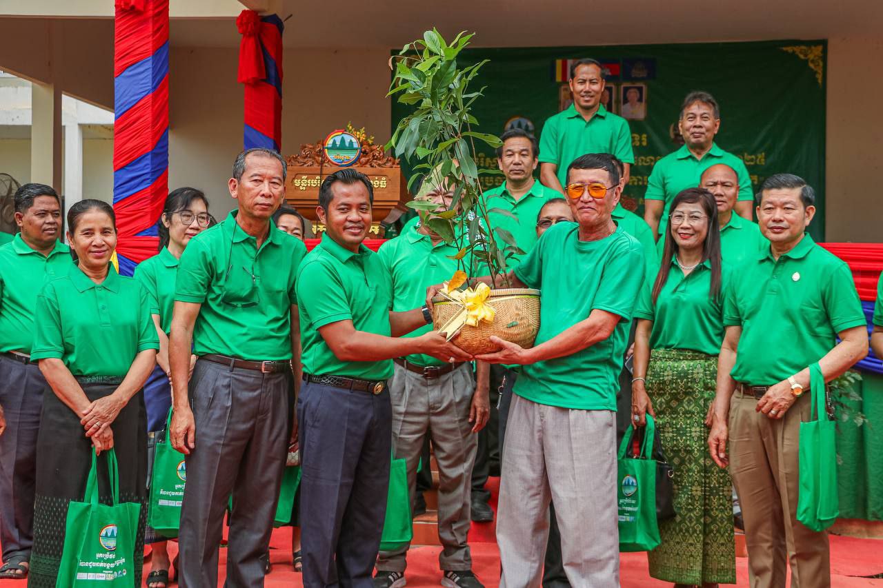 រដ្ឋបាលខេត្តកំពង់ធំប្រារព្ធទិវាបរិស្ថានជាតិ និងពិភពលោក ឆ្នាំ២០២៥