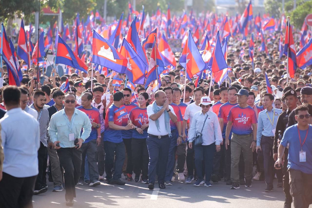 ឧបនាយករដ្ឋមន្ត្រី ហ៊ុន ម៉ានី ថ្លែងអំណរគុណដល់បងប្អូនជនរួមជាតិខ្មែរដែលបានចូលរួមព្រឹត្តិការណ៍ជាប្រវត្តិសាស្ត្រ បង្ហាញពីការគាំទ្ររាជរដ្ឋាភិបាល និងកងកម្លាំងនៅជួរមុខការពារបូរណភាពទឹកដីកម្ពុជា
