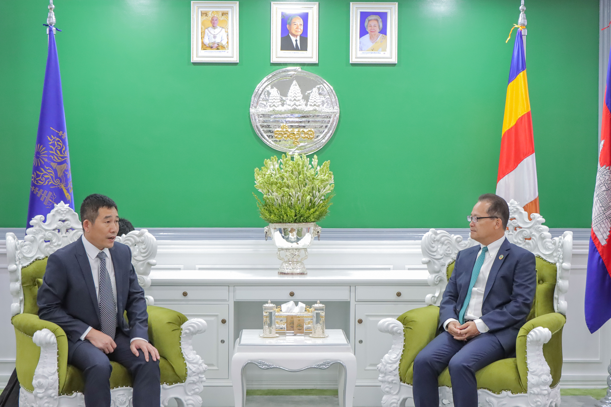 ក្រុមហ៊ុនធំៗចិនចាប់អារម្មណ៍លើការវិនិយោគ ដែលចូលរួមចំណែកដល់​ការអនុវត្ត​ភាព​ស្អាត នៅ កម្ពុជា