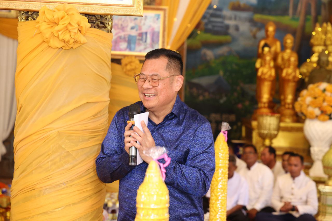 ឯកឧត្តម កែវ បេងវឌ្ឍន៍ ប្រគេនទៀនព្រះវស្សានិងទេយ្យវត្ថុដល់ព្រះសង្ឃគង់ចាំព្រះវស្សាក្នុងពុទ្ធសីមាវត្តចំនួន ២៤ ស្ថិតក្នុងឃុំវិហារលួង ឃុំផ្សារដែក និង ឃុំភ្នំបាត ស្រុកពញាឮ ខេត្តកណ្ដាល