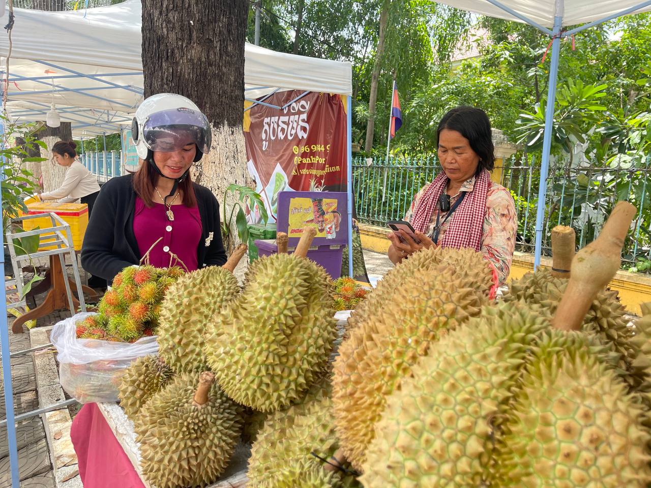 ក្រសួងកសិកម្ម អនុញ្ញាតឱ្យនាំចេញផ្លែទុរេនស្រស់ពីកម្ពុជាទៅកាន់ប្រទេសចិន