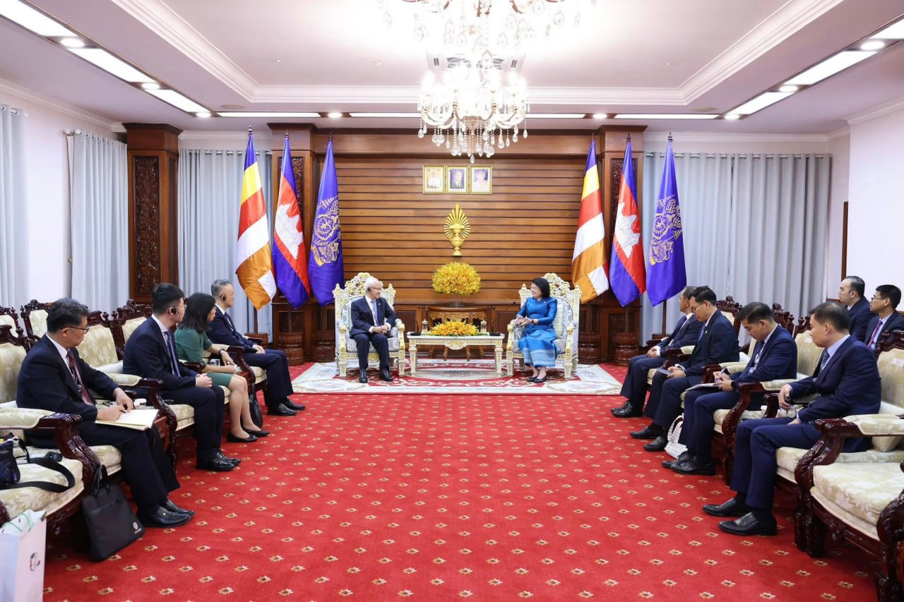 សម្តេចប្រធានរដ្ឋសភាកម្ពុជា បានលើកឡើងពីជម្លោះព្រំដែនកម្ពុជា និងថៃដែលបង្កឡើងដោយភាគីថៃប្រាប់ដល់អនុប្រធានគណៈកម្មាធិការកិច្ចការជនជាតិ នៃសភាតំណាងប្រជាជនចិនទូទាំងប្រទេស