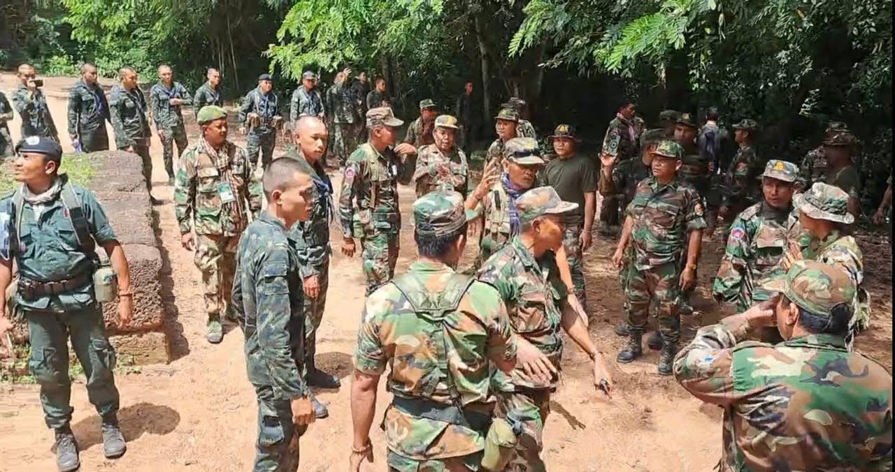 អ្នកនាំពាក្យក្រសួងការពារជាតិកម្ពុជាបំភ្លឺពាក់ព័ន្ធនឹងករណីប៉ះទង្គិចពាក្យសម្តីនៅប្រាសាទតាមាន់ធំ រវាងអ្នកទេសចរជនជាតិខ្មែរ និងទាហានថៃ