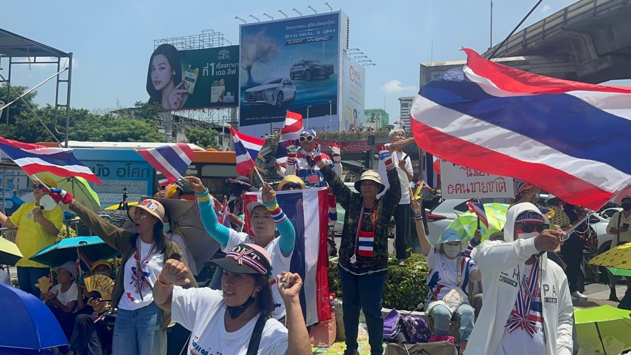 ថ្ងៃនេះ! ថៃបាតុកម្មទាមទារលោកស្រី Paetongtarn ចុះចេញ