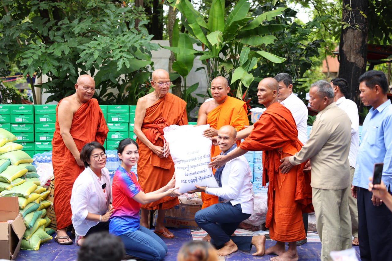 ភរិយារដ្ឋមន្ត្រីការពារជាតិ ៖ យើងអត់ចង់ឃើញសង្គ្រាមទេ ព្រោះសង្រ្គាមធ្វើឱ្យយើងទទួលរងទុក្ខលំបាក ឃ្លាតឆ្ងាយគ្រួសារ