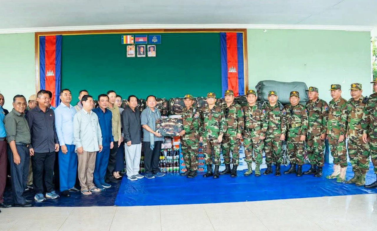 រដ្ឋបាលខេត្តបាត់ដំបង៖សមរភូមិក្រោយ និងសមរភូមិមុខផ្សាភ្ជាប់​គ្នាមិនរវាត