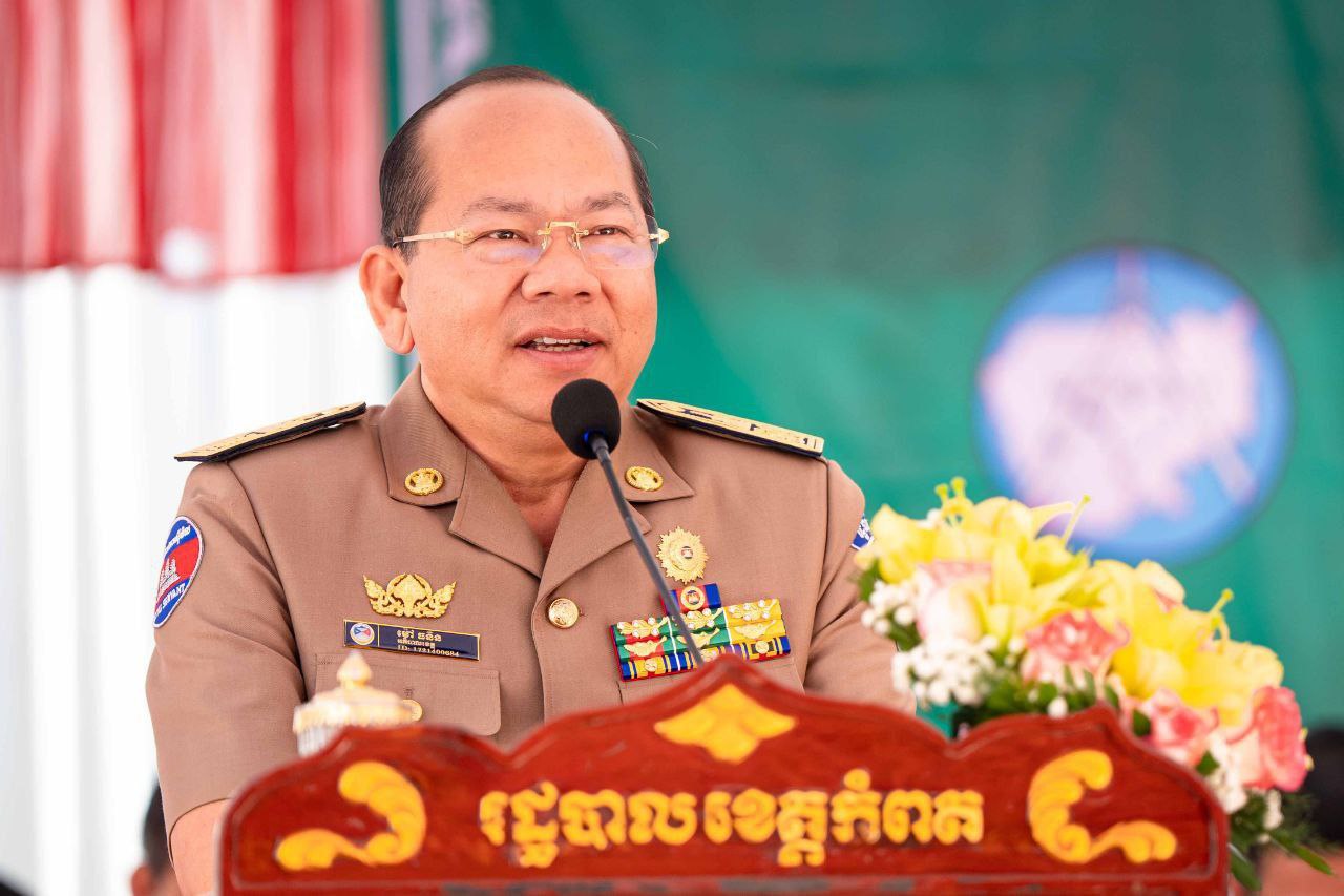 ពលរដ្ឋជាង ៥ពាន់គ្រួសារ ក្នុងស្រុកទឹកឈូ ទទួលបានបណ្ណកម្មសិទ្ធិដីពន្ធសូន្យពីរាជរដ្ឋាភិបាល