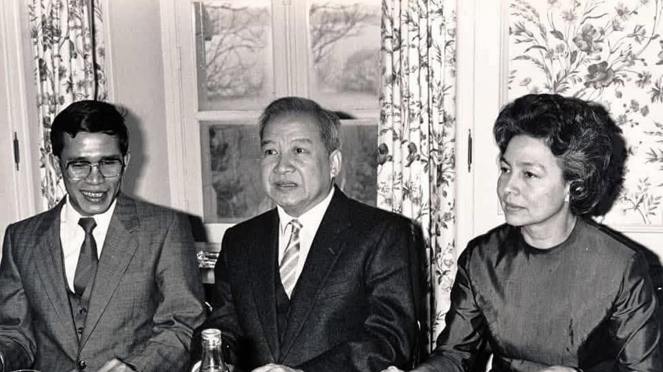 សេចក្តីប្រកាសរួមរវាងសម្តេច ហ៊ុន សែន និងសម្តេចព្រះបរមរតនកោដ្ឋ ចុះថ្ងៃទី៤ ខែធ្នូ ឆ្នាំ១៩៨៧