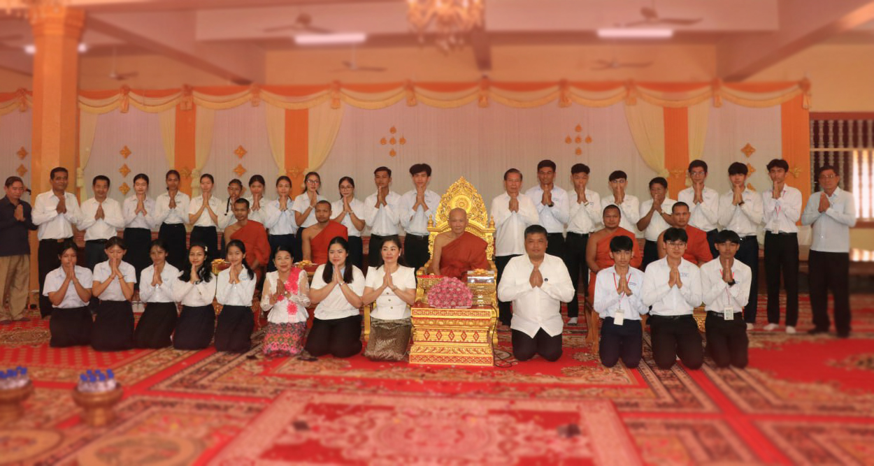 ព្រះប្រធានថេរសភាព្រះពុទ្ធសាសនា ពិន សែម ផ្តល់ដំបូន្មានដ៏មានតម្លៃដល់សិស្សជាប់និទ្ទេស A ព្រះពុទ្ធសាសនា និង ការអប់រំ ជាគន្លឹះអភិវឌ្ឍន៍ប្រទេស