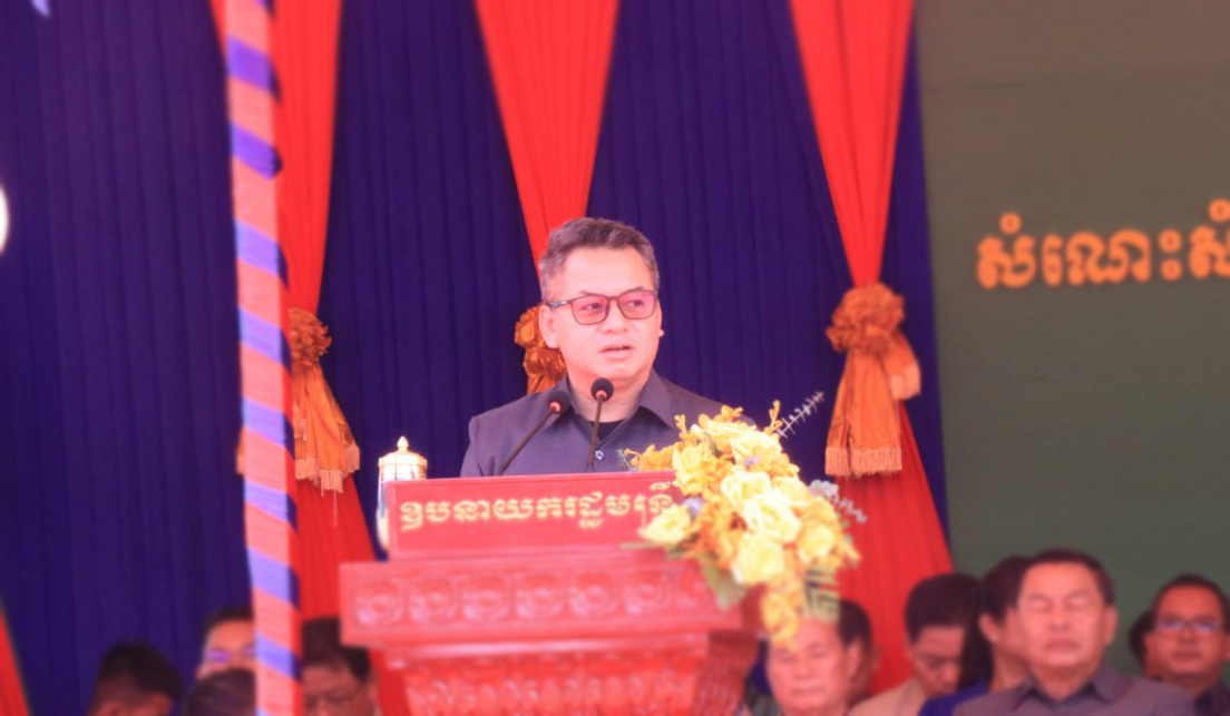 ឯកឧត្តម ទៀ សីហា លើកទឹកចិត្តសិស្សខិតខំរៀនសូត្រ និងបញ្ឈប់ការរើសអើងជាតិសាសន៍