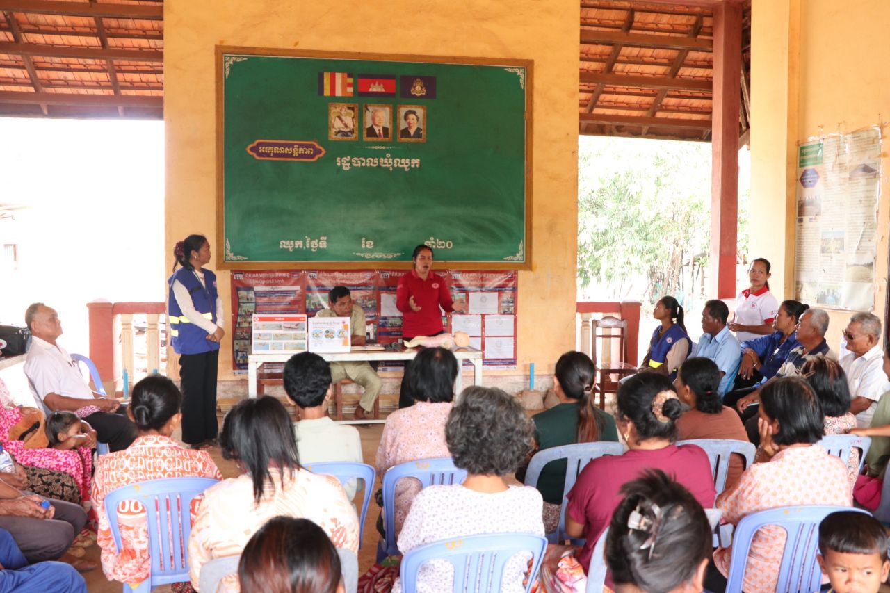 កាកបាទក្រហមកំពង់ធំ ចុះផ្សព្វផ្សាយអប់រំប្រជាពលរដ្ឋអំពីជំងឺមិនឆ្លង ៤ ប្រភេទធំៗ