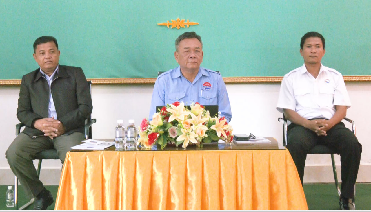 អ្នកសារព័ត៌មានខេត្តកំពង់ឆ្នាំងចូលរួមប្រជុំផ្សព្វផ្សាយរបាយការណ៍ស្ថានភាពសេរីភាពសារព័ត៌មាននិងប្រឆាំងព័ត៌មានក្លែងក្លាយ