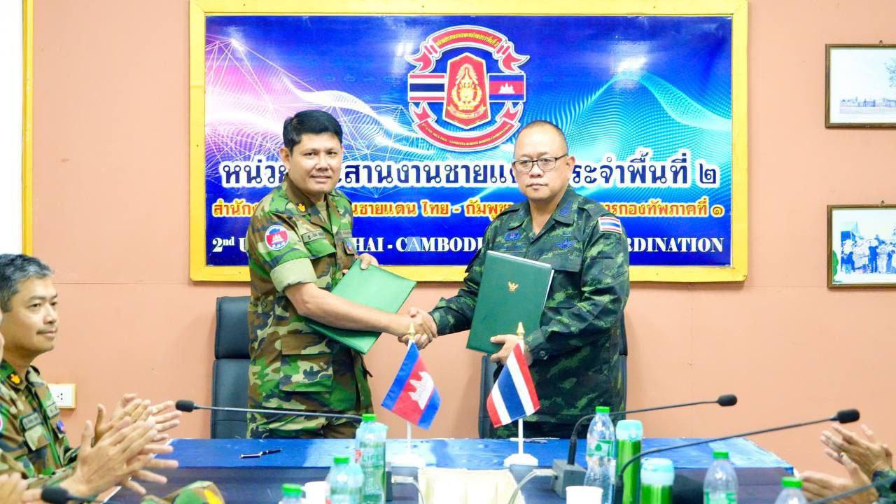 កម្ពុជា ចាប់ផ្តើមកែសម្រួលយុទ្ធោបករណ៍ និងអាវុធធុនធ្ងន់ ក្នុងជំហានទី១ សម្រាប់ជានិមិត្តរូបបង្ហាញពីកាយវិការសុច្ឆន្ទៈ ក្នុងការអនុវត្តពី សន្តិភាពរវាង កម្ពុជា-ថៃ