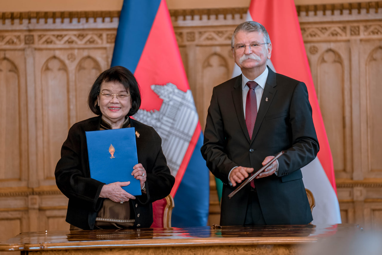 រដ្ឋសភាកម្ពុជា-ហុងគ្រី ពង្រឹងទំនាក់ទំនងការទូតដើម្បី លើកកម្ពស់ផលប្រយោជន៍ពលរដ្ឋ និងសុខសន្តិភាព
