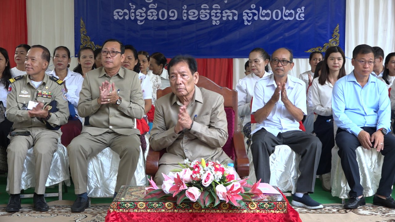 វិទ្យាល័យជាស៊ីមបឹងកេងកង ប្រារព្ធពិធីបើកបវេសនកាលថ្មី ឆ្នាំសិក្សា២០២៥-២០២៦